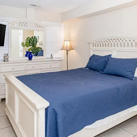 Seaview Duplex 7 Villa